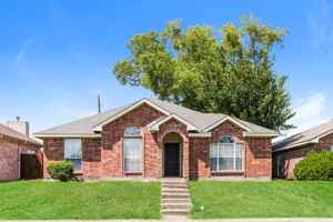 featured image of 2805 Saint Croix Ave