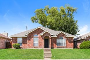 2805 Saint Croix Ave - Photo 1 of 1