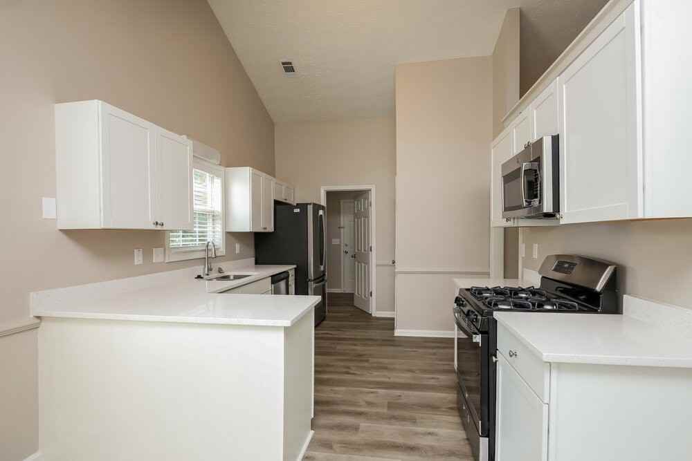 5912 Sycamore Ridge Dr - Photo 7 of 16