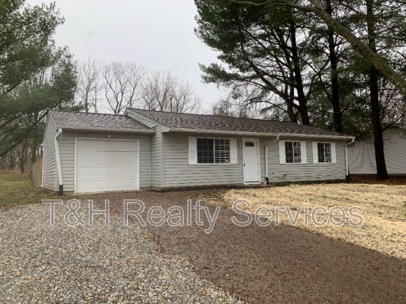 8705 Zephyr Dr - Photo 2 of 25