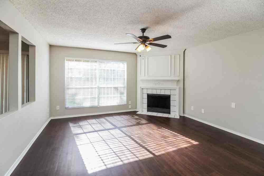 3229 Kathy Ln - Photo 2 of 15