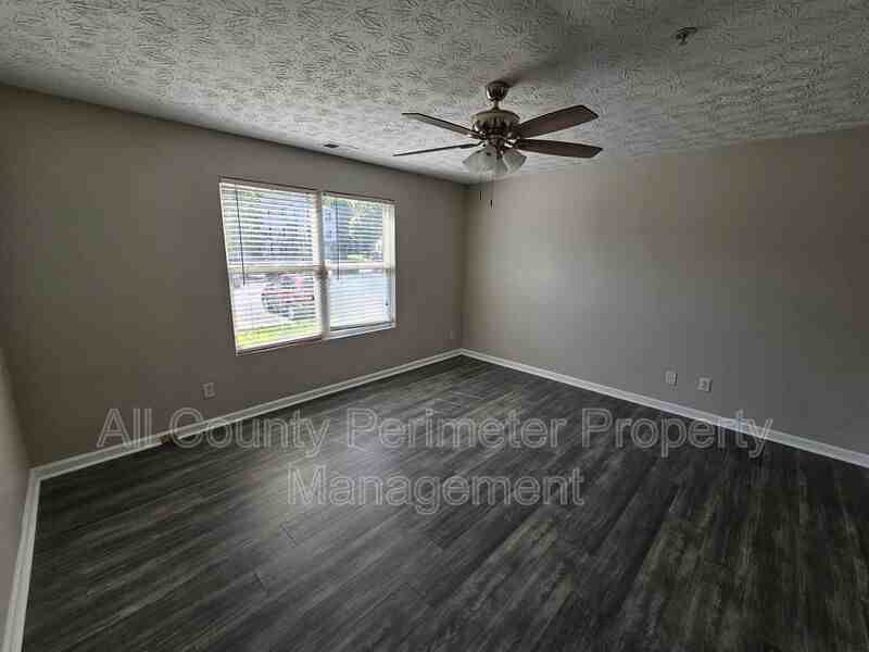 2102 Fairington Ridge Cir - Photo 7 of 10