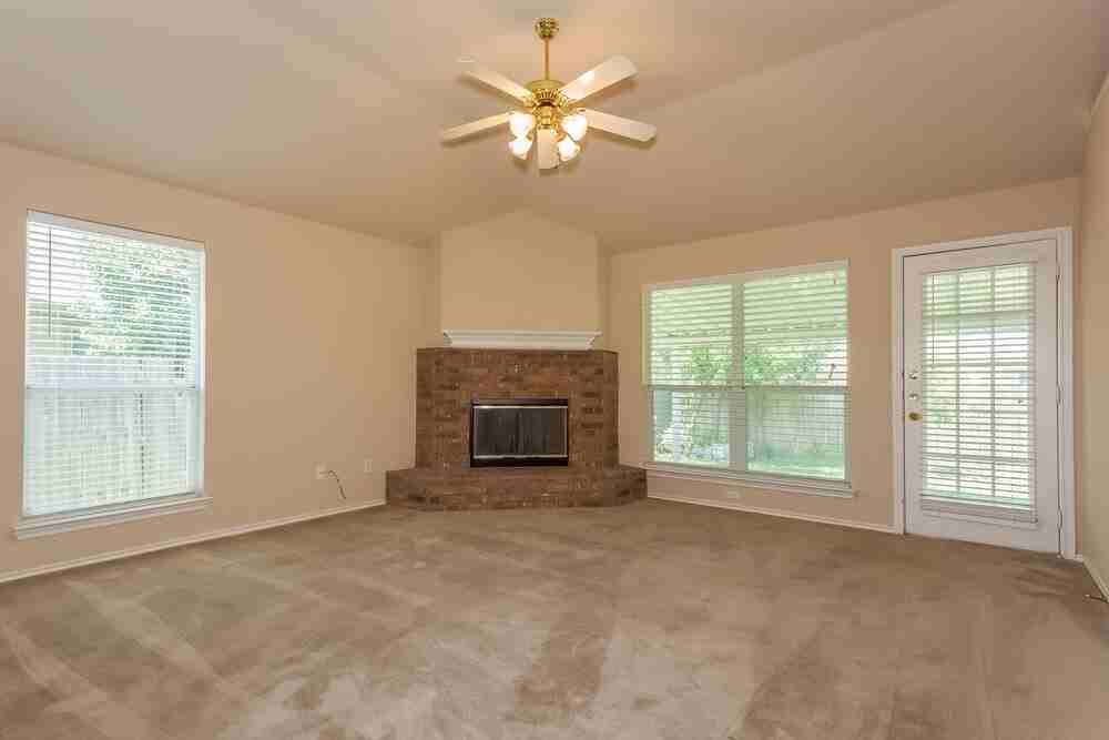 9268 Saint Martin Rd - Photo 6 of 23