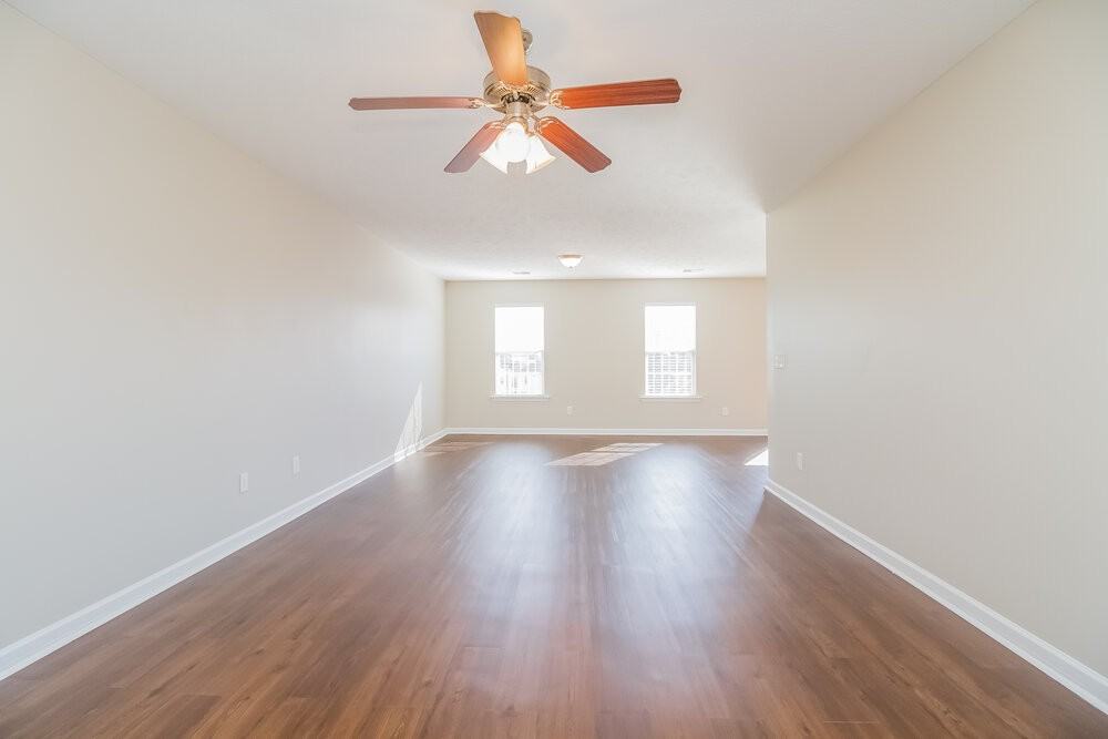 1057 Tammy Sue Ln - Photo 2 of 16