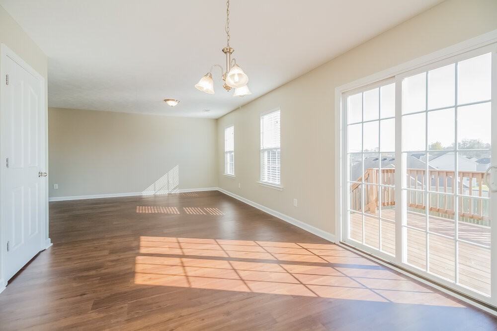 1057 Tammy Sue Ln - Photo 4 of 16