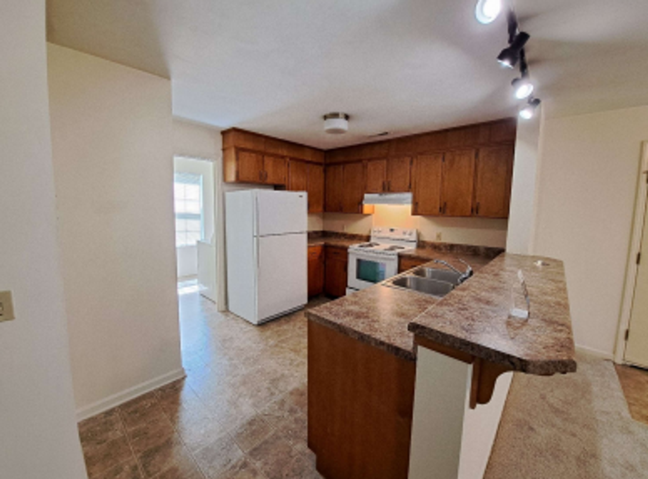Downey Street West - Photo 5 of 12
