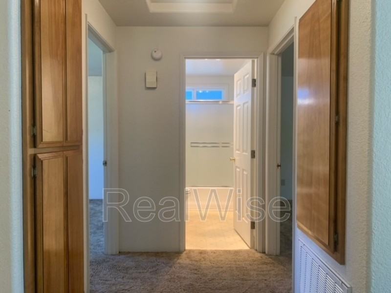 1423 Kokanee Ln - Photo 5 of 16