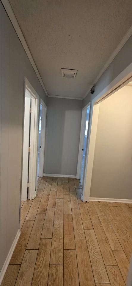 1015 Sloan Street - Photo 5 of 8