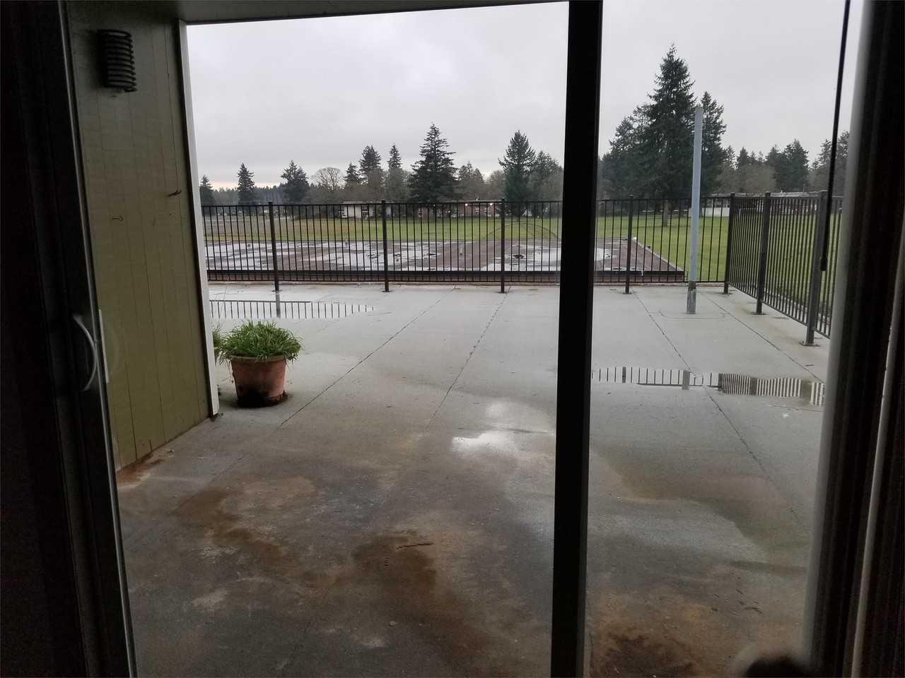 Four Fountains - Photo 3 of 16