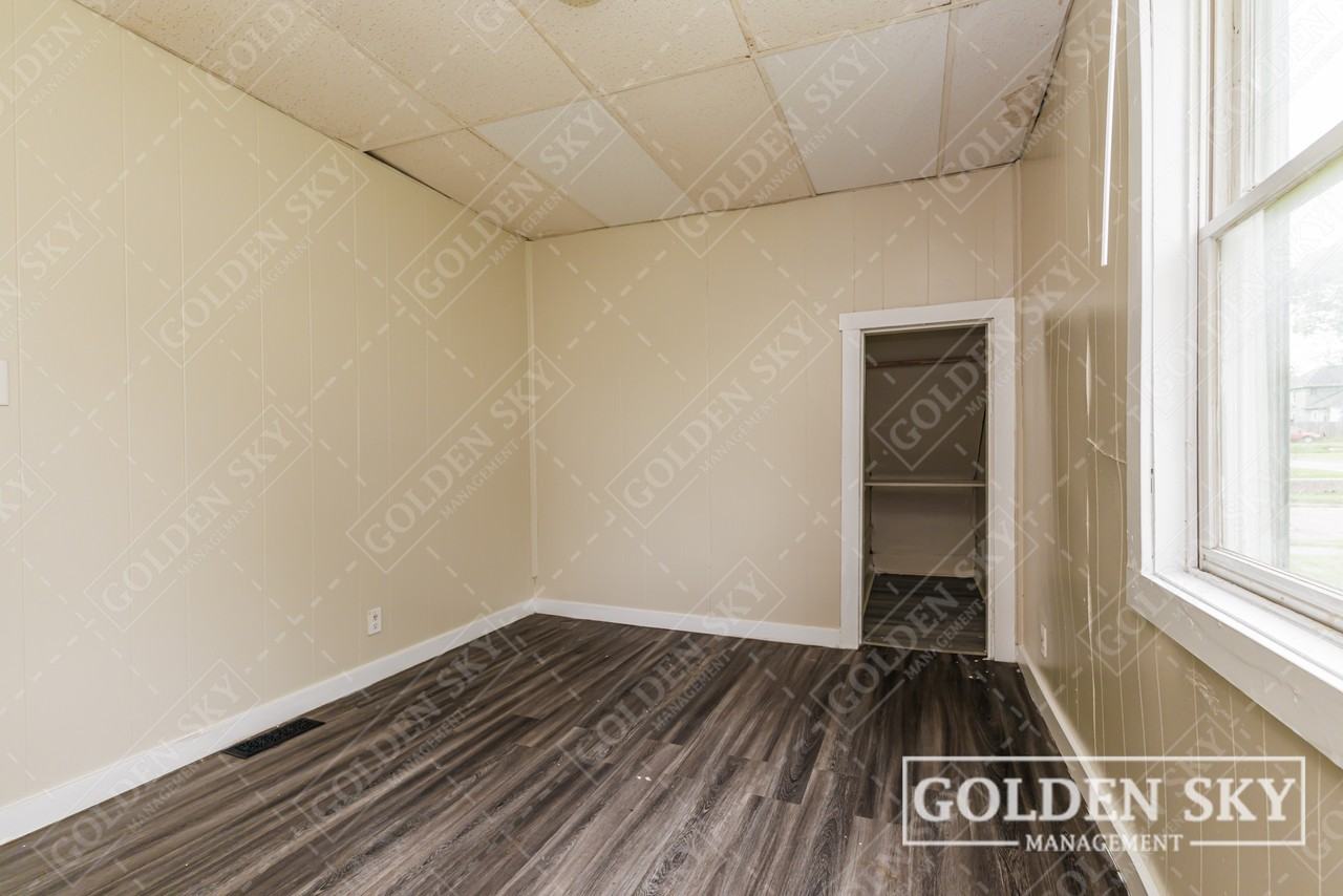 1203 West 1st Street - Unit 2 - Photo 4 of 9