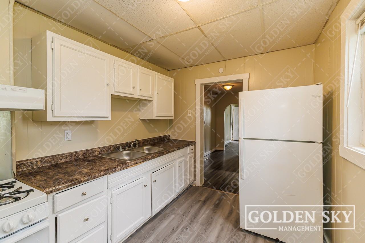 1203 West 1st Street - Unit 2 - Photo 6 of 9