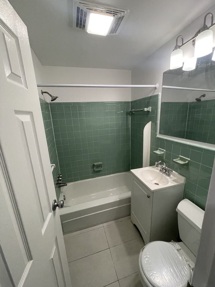 Marimont Apartments - Photo 6 of 9
