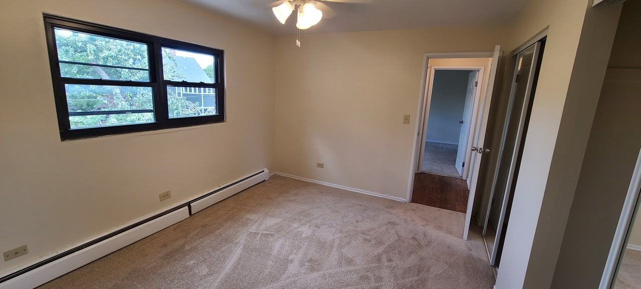 W Sherwin Ave & N Ashland Ave - Photo 6 of 11