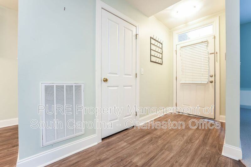 7211 Indigo Palms Way - Photo 3 of 21