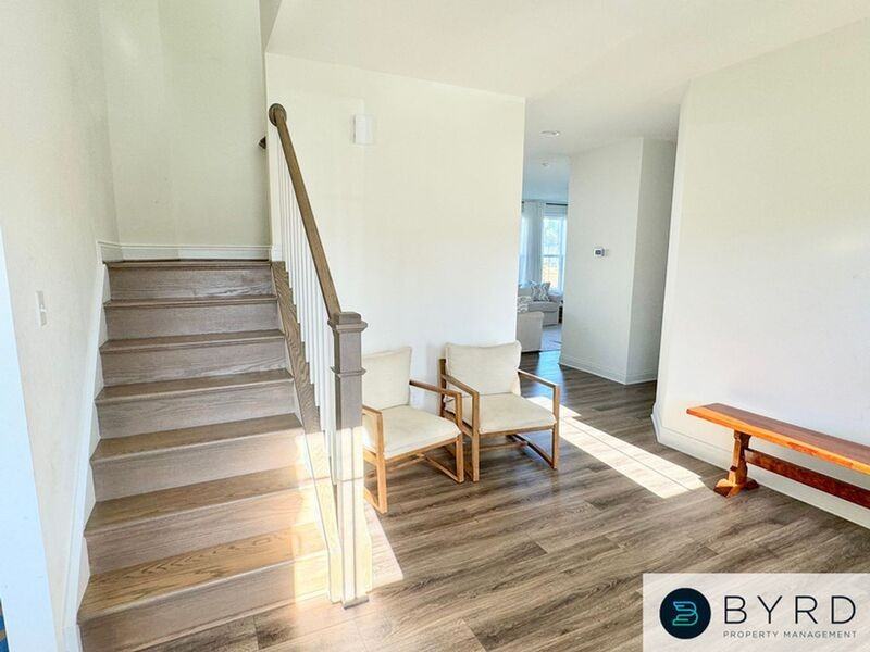 16618 Broadmoor Rd - Photo 6 of 36