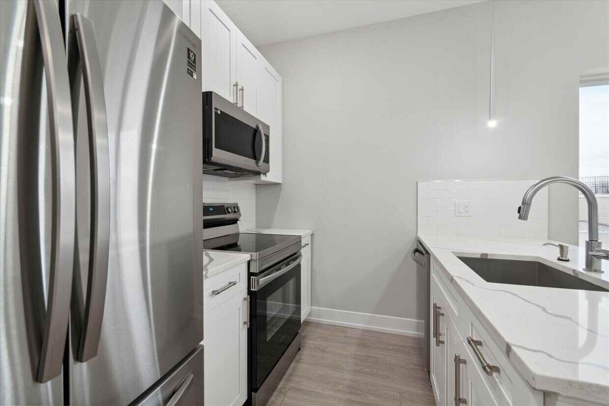 649 North 35th Street - Photo 3 of 9