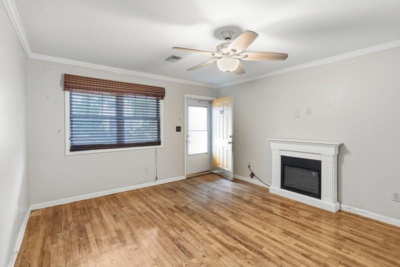 289 Muhammad Ali Ave - Photo 3 of 19