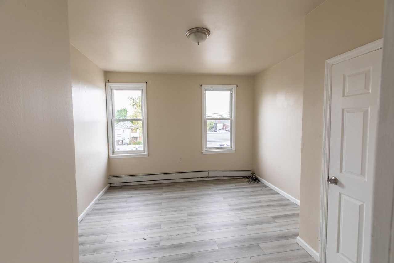 154 Taylor St. - Photo 2 of 18