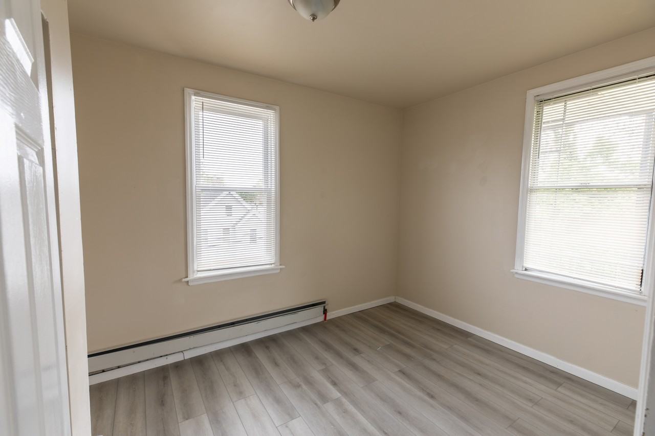 154 Taylor St. - Photo 5 of 18