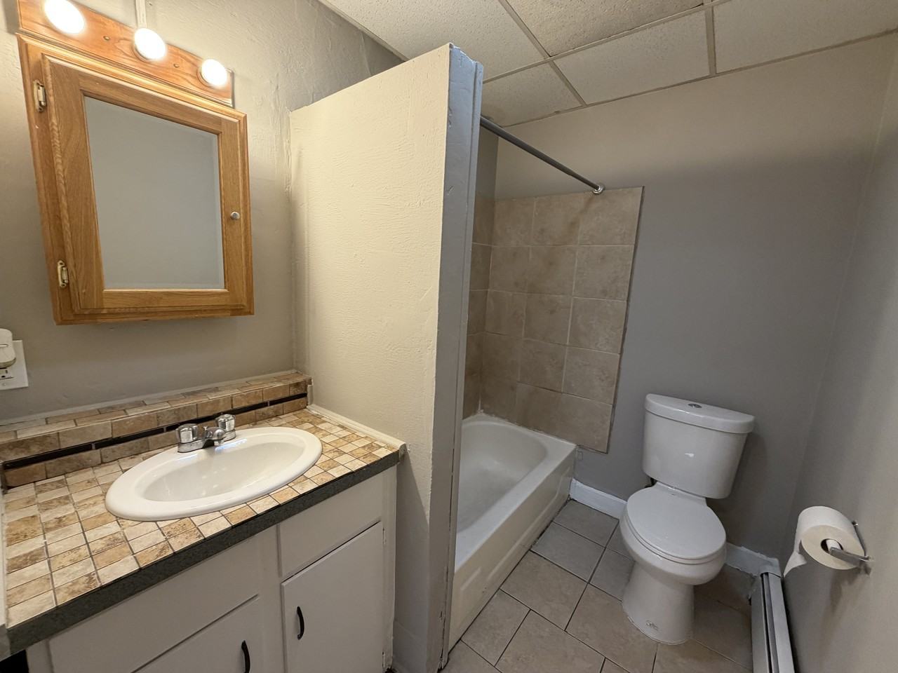 455-457 Post Avenue - Photo 5 of 8