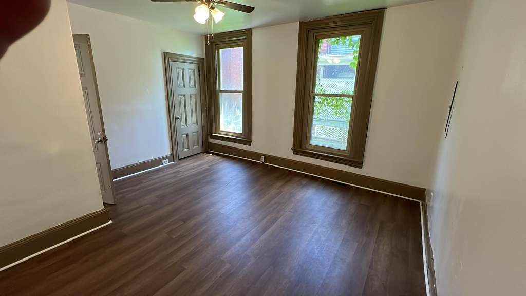 761 West 3rd Street - Photo 4 of 15