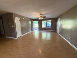 featured image of 307 N Maple St