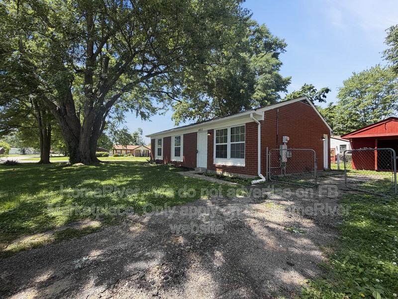 4611 Flushing Way - Photo 3 of 26
