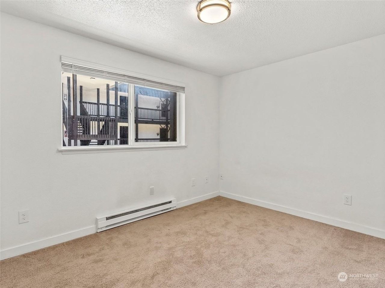 Stateside Flats - Photo 5 of 17