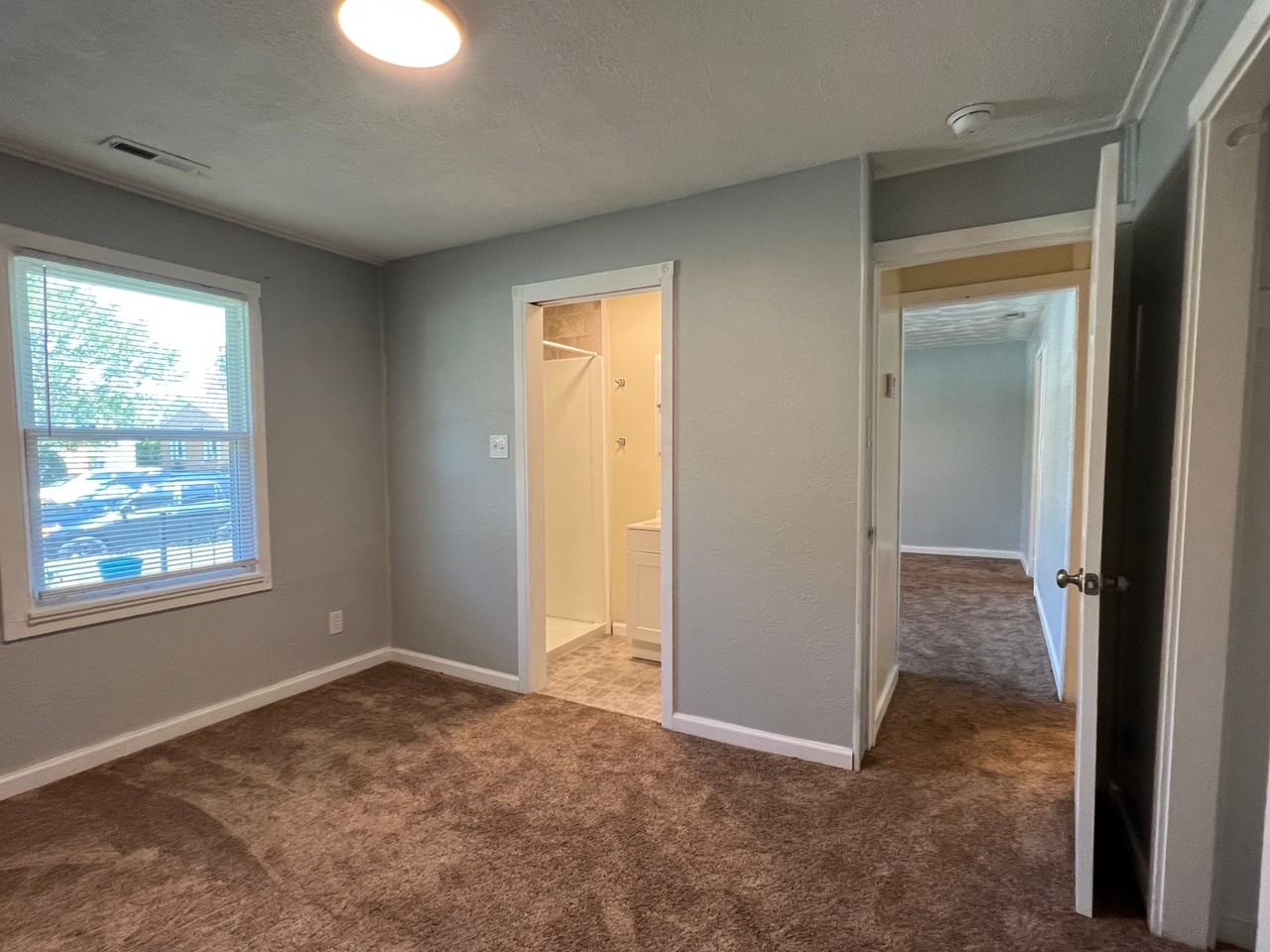 49 Carver Circle - Photo 5 of 22