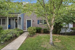 24 Mabel Ln - Photo 1 of 1