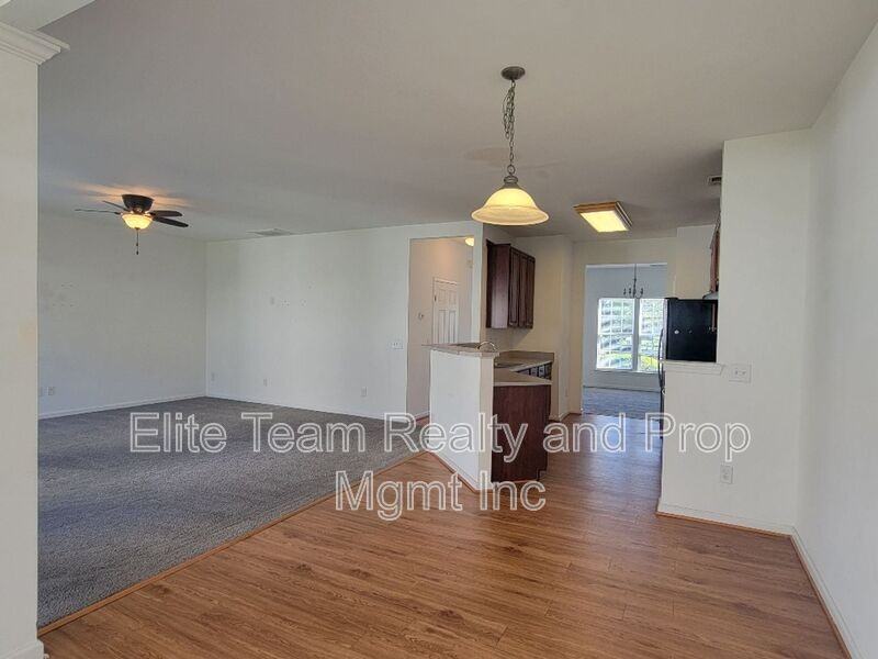 177 Autumn Falls Dr - Photo 2 of 12