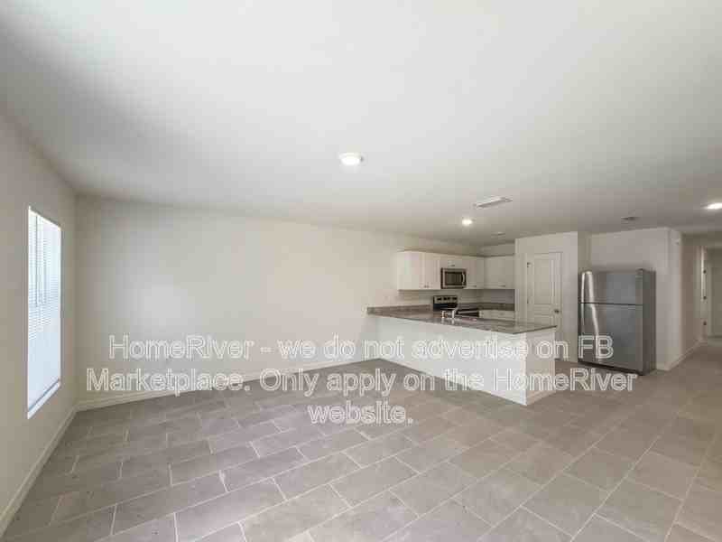 18118 Sullivan Ave - Photo 6 of 20