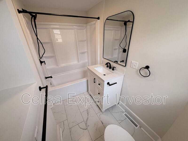 805 Edgewater Ave - Photo 3 of 8