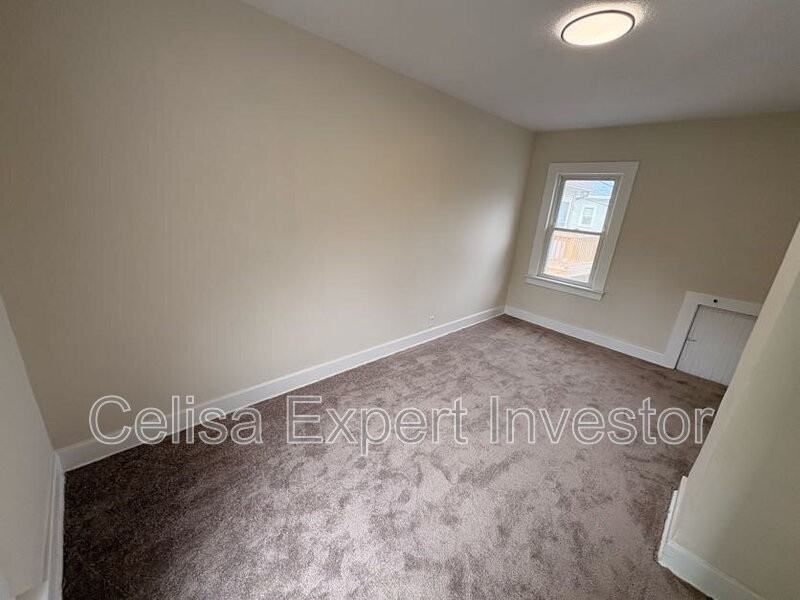 807 Edgewater Ave - Photo 7 of 8
