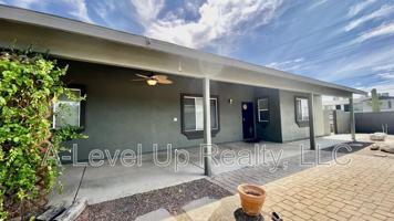 featured image of 1144 N 11th Ave