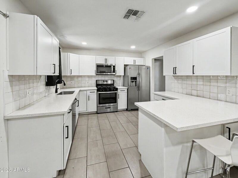 1542 W 5th Pl - Photo 3 of 20