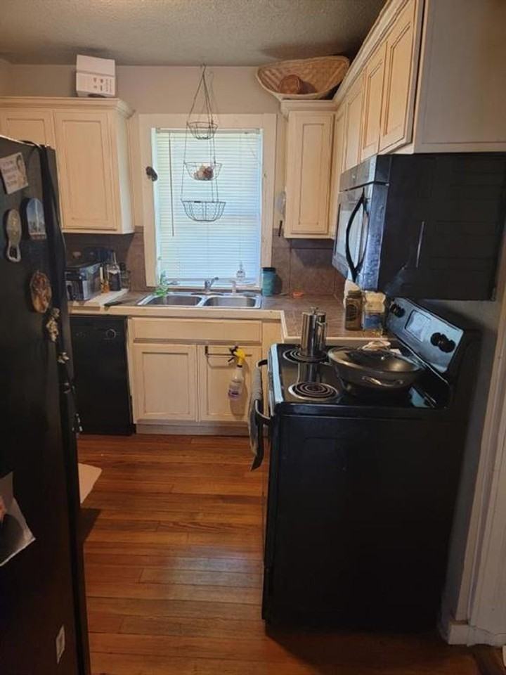 KJJ Properties - Photo 4 of 34