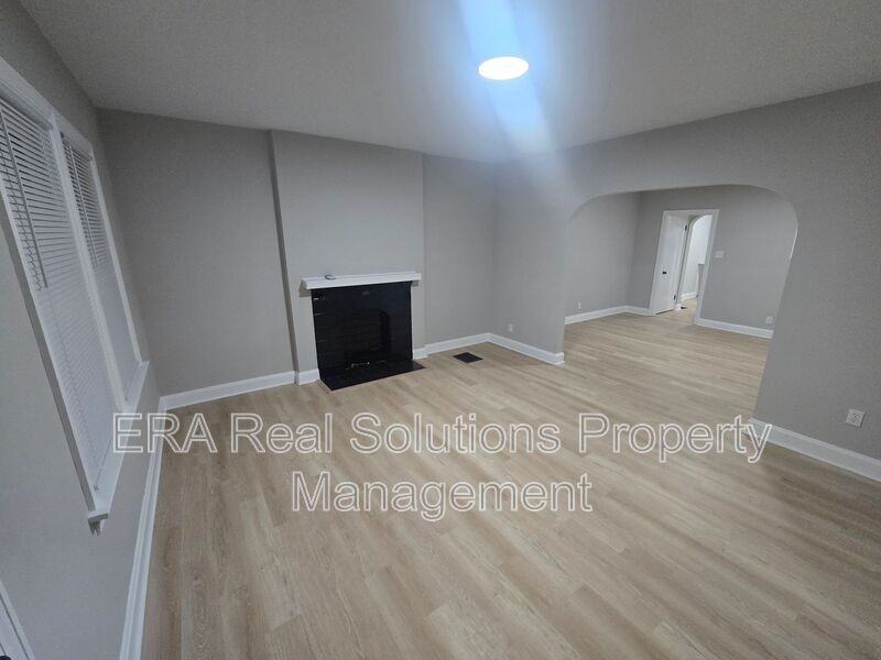 773 Berkeley Rd - Photo 2 of 8