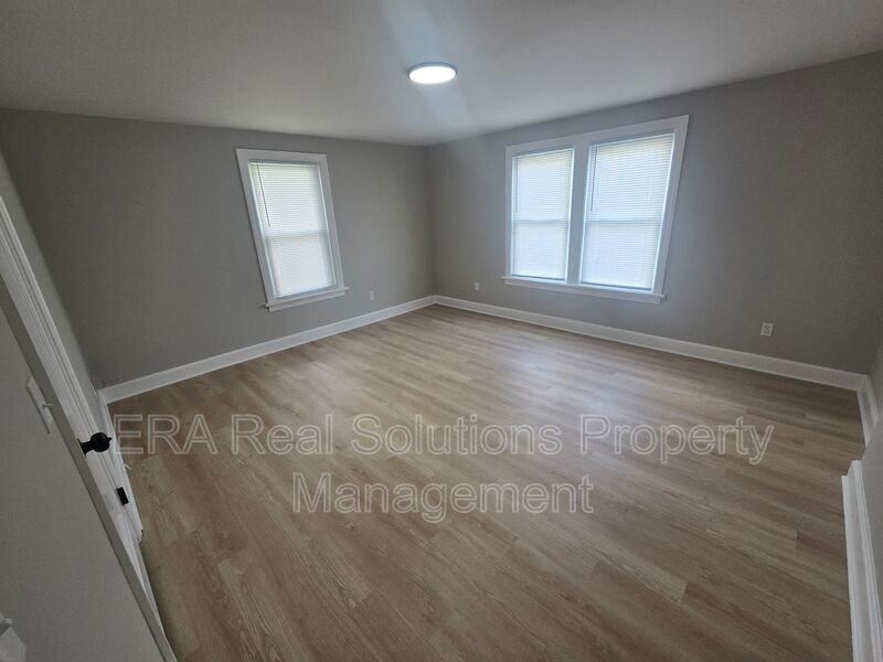 773 Berkeley Rd - Photo 6 of 8