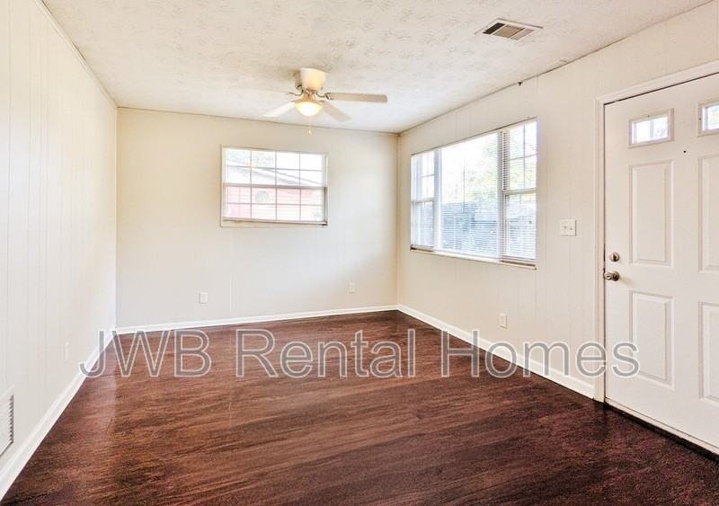 7188 Koleda Dr - Photo 6 of 12