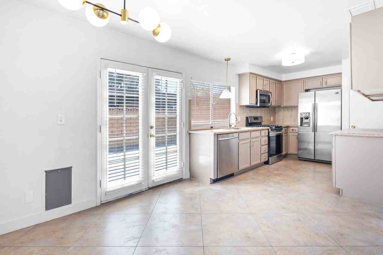 6224 Meadow Vista Ln - Photo 5 of 27