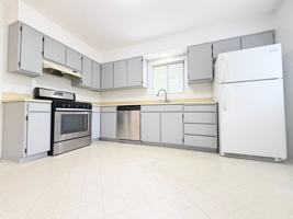 featured image of 10245 Sw Walnut St