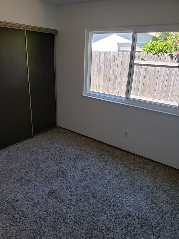 9250 Medallion Way - Photo 7 of 11