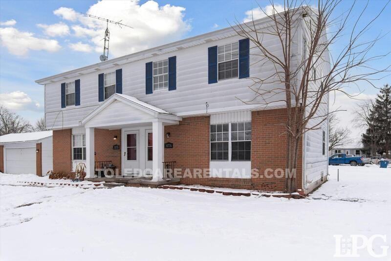 28776 Starbright Blvd - Photo 3 of 28