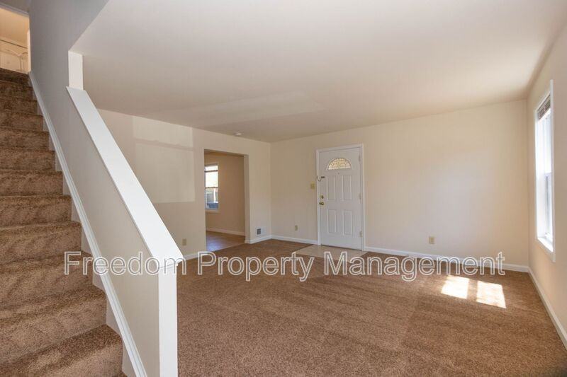 9206 Hood Rd - Photo 7 of 26