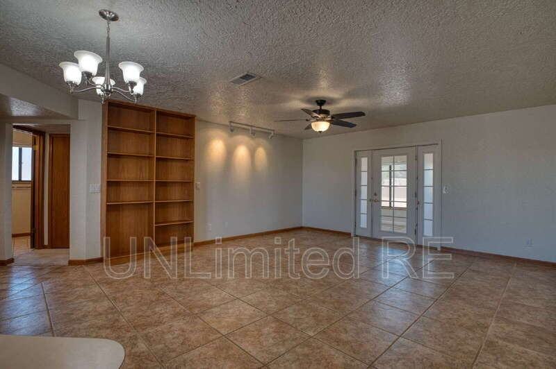 2512 Cisco Dr S - Photo 2 of 50