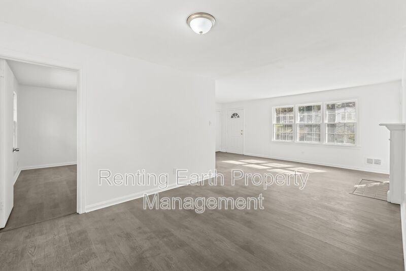 805 Vanderbilt St - Photo 5 of 22