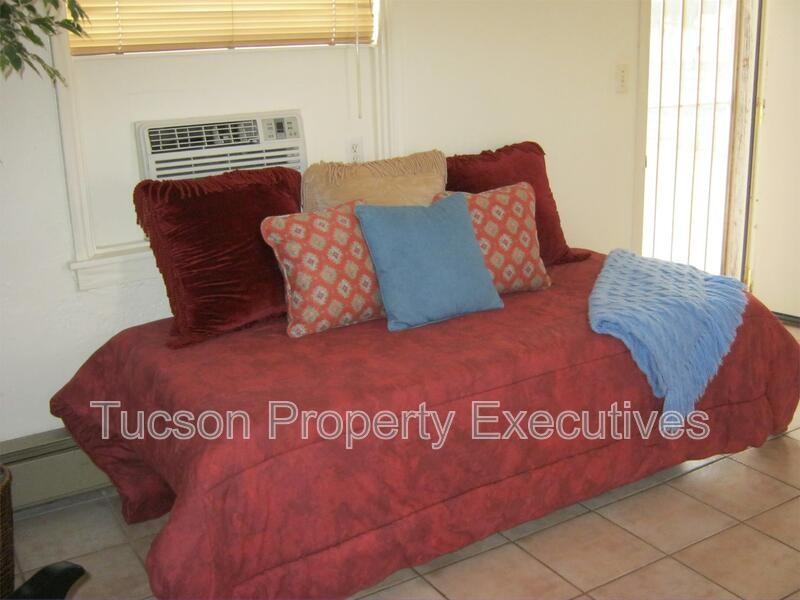 1233 E Mabel St - Photo 4 of 4