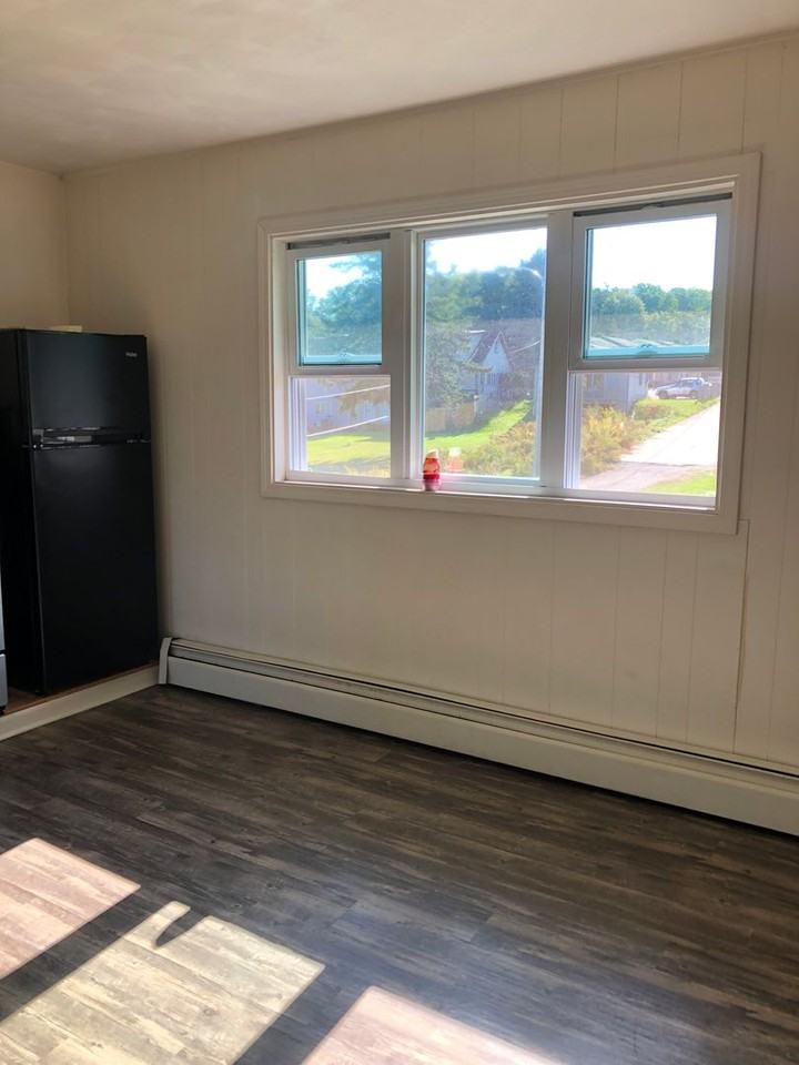 5208 W Ridge Rd - Photo 3 of 15