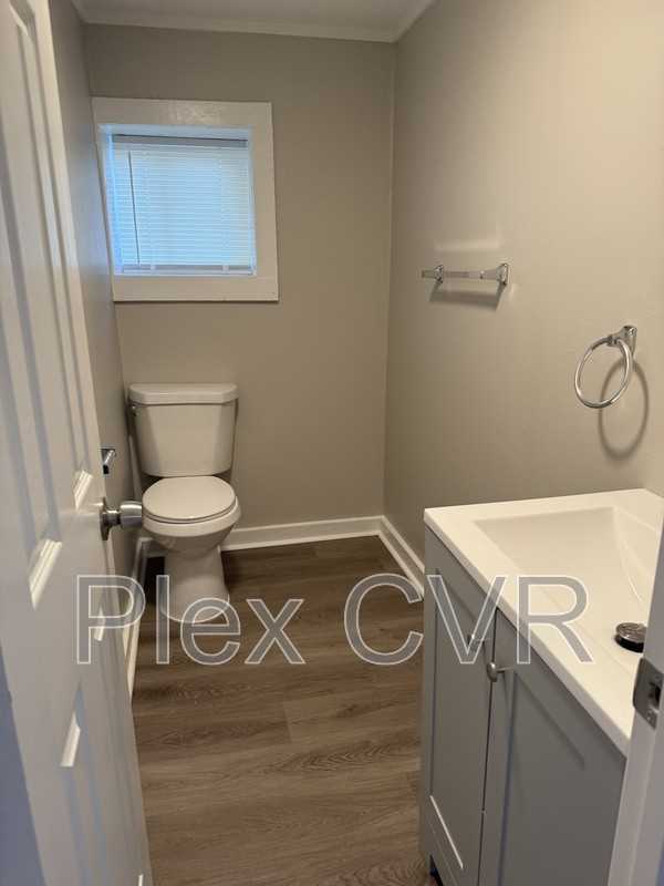 4226 Oates Ave - Photo 2 of 8